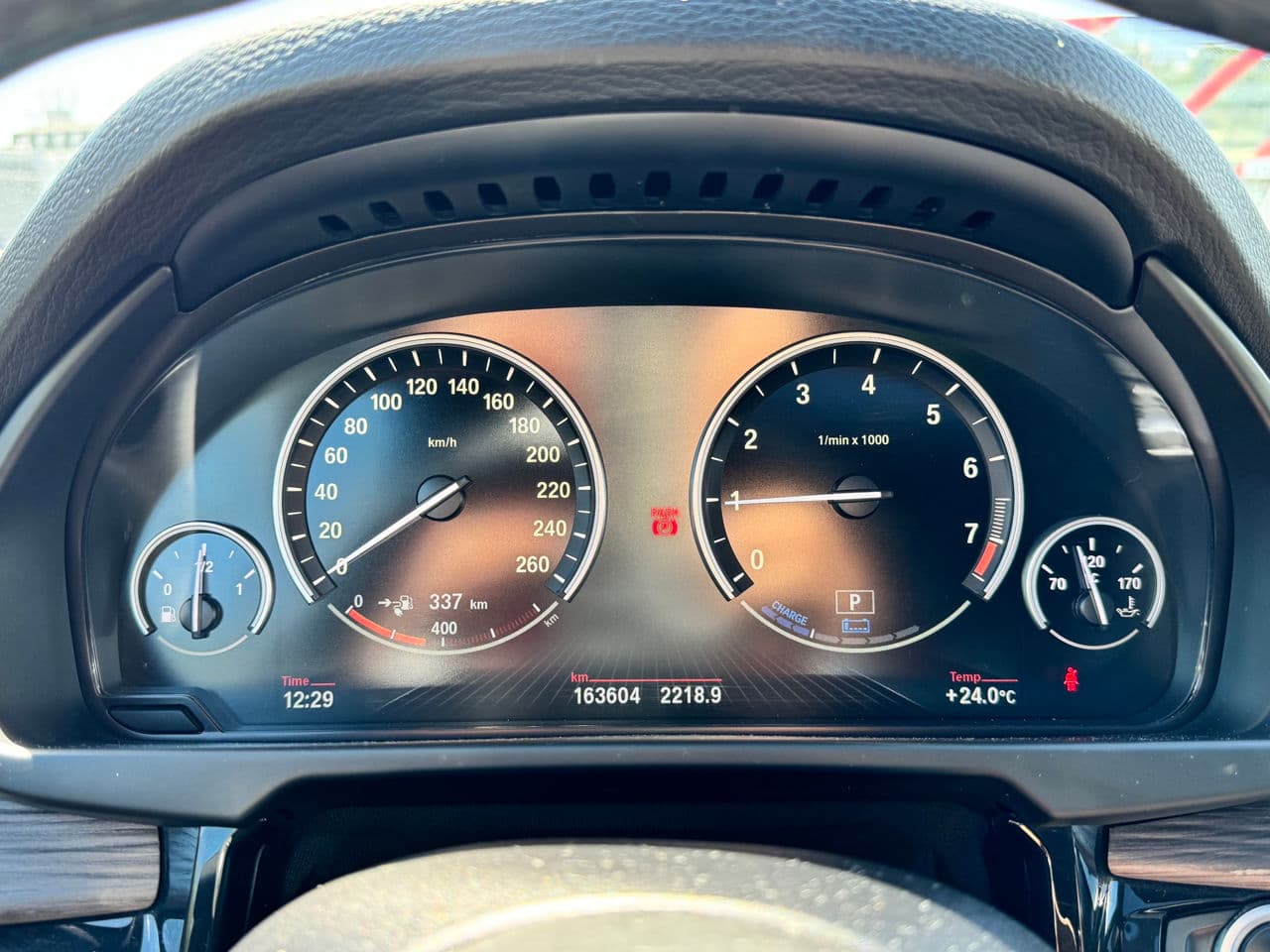 BMW X5 4.0e 2016 — Миниатюра 8