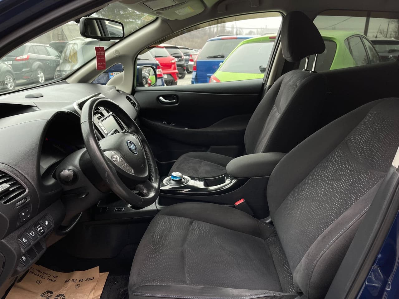 2016 Nissan Leaf — Miniatură 6