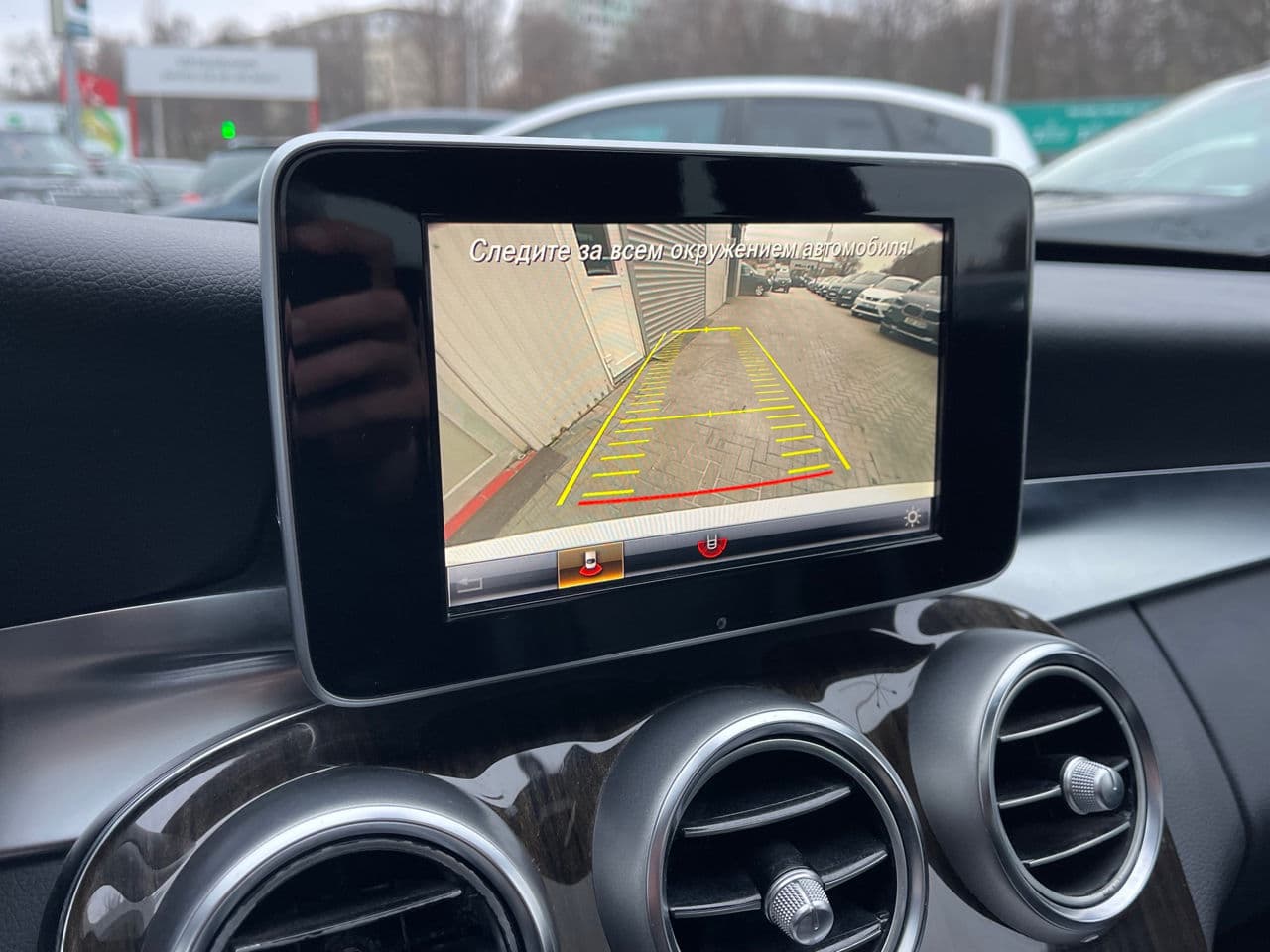 Mercedes C 300 2017 — Миниатюра 8