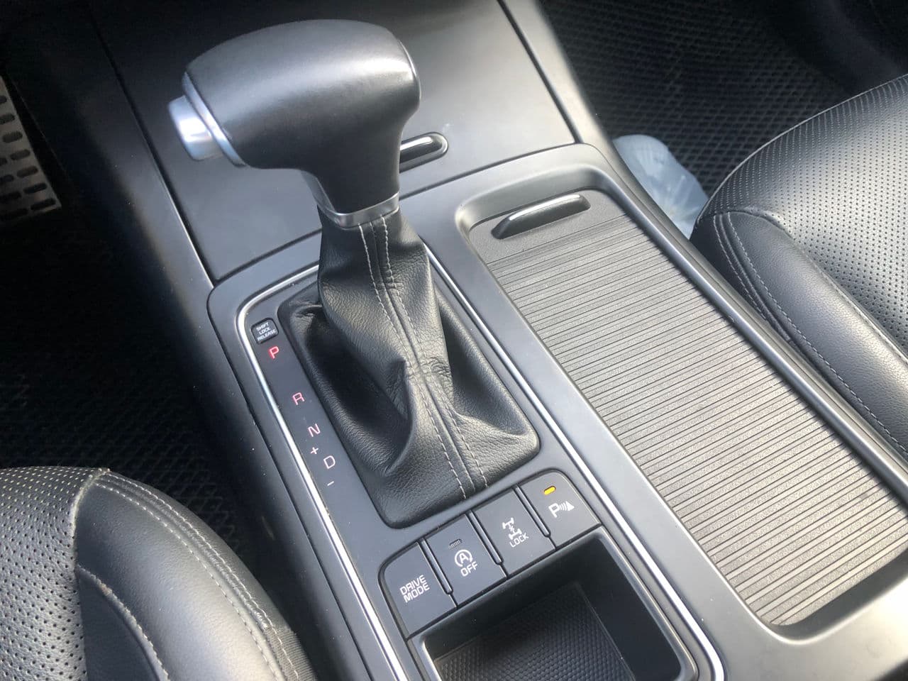 2018 Kia Sorento — Miniatură 14