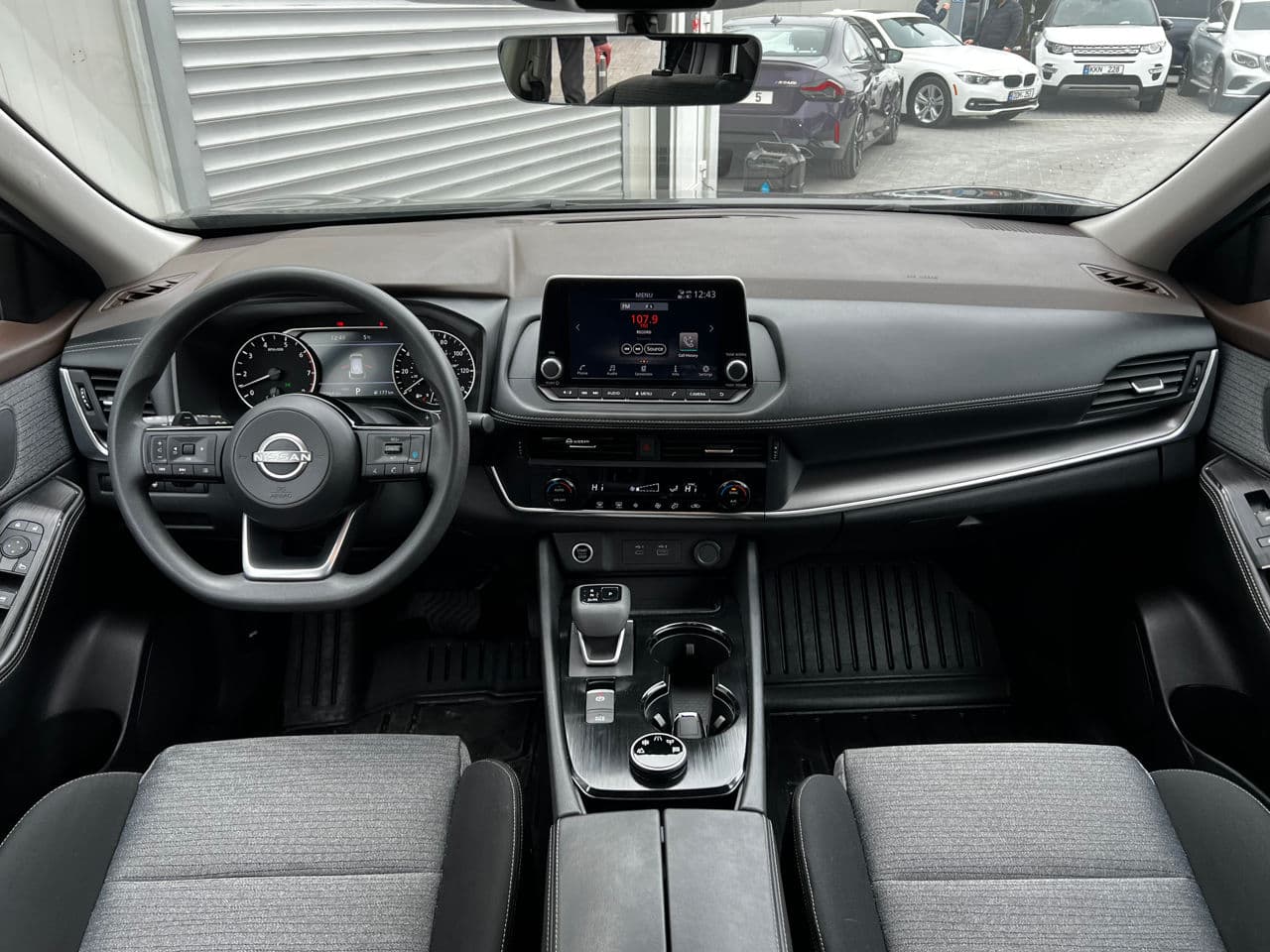 2022 Nissan Rogue — Miniatură 8