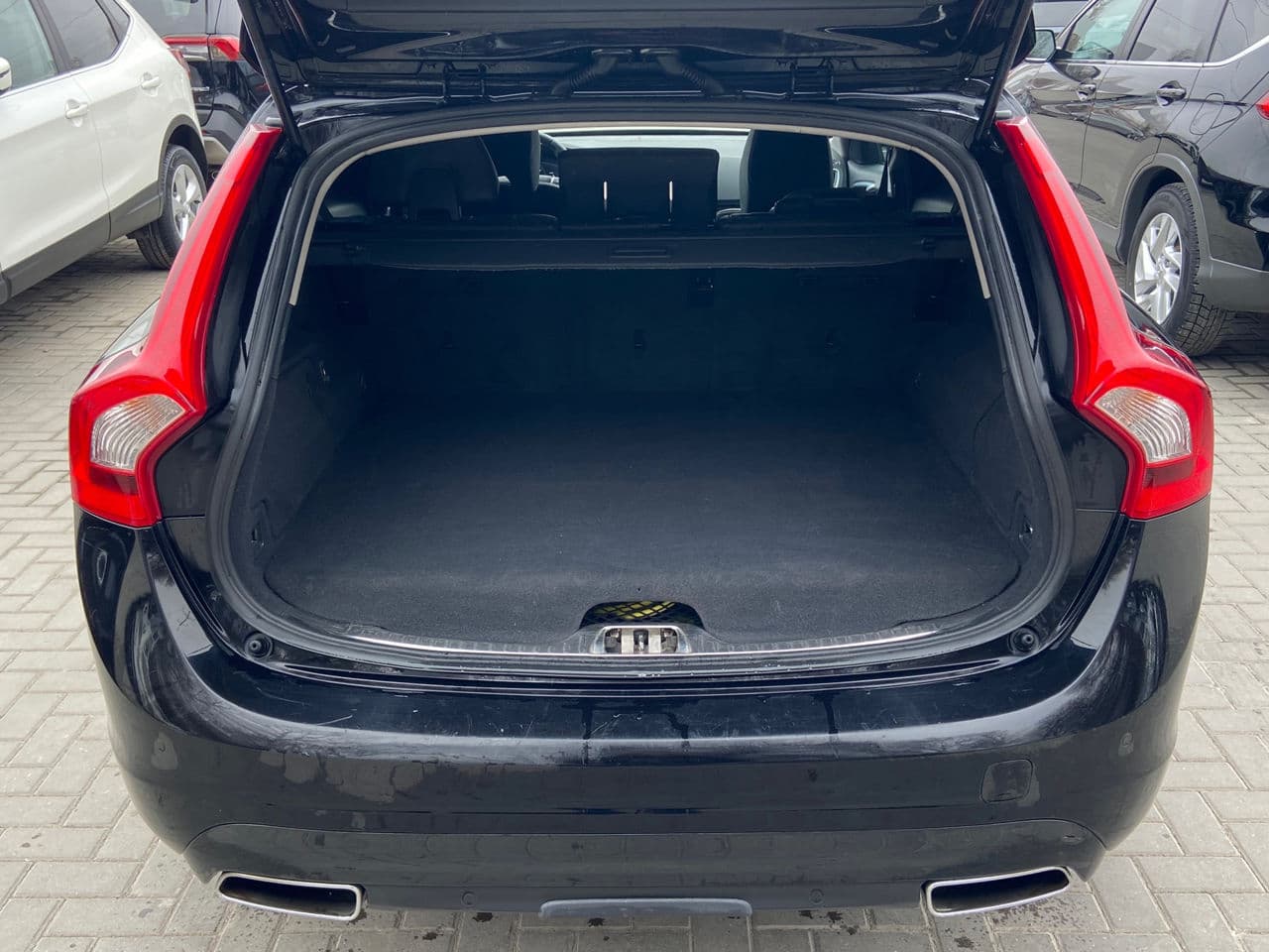 2015 Volvo V 60 — Miniatură 5