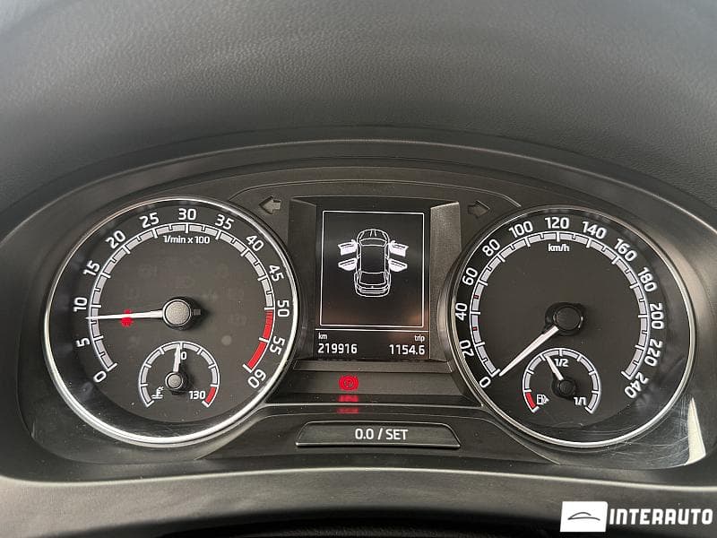 2017 Skoda Rapid — Miniatură 8