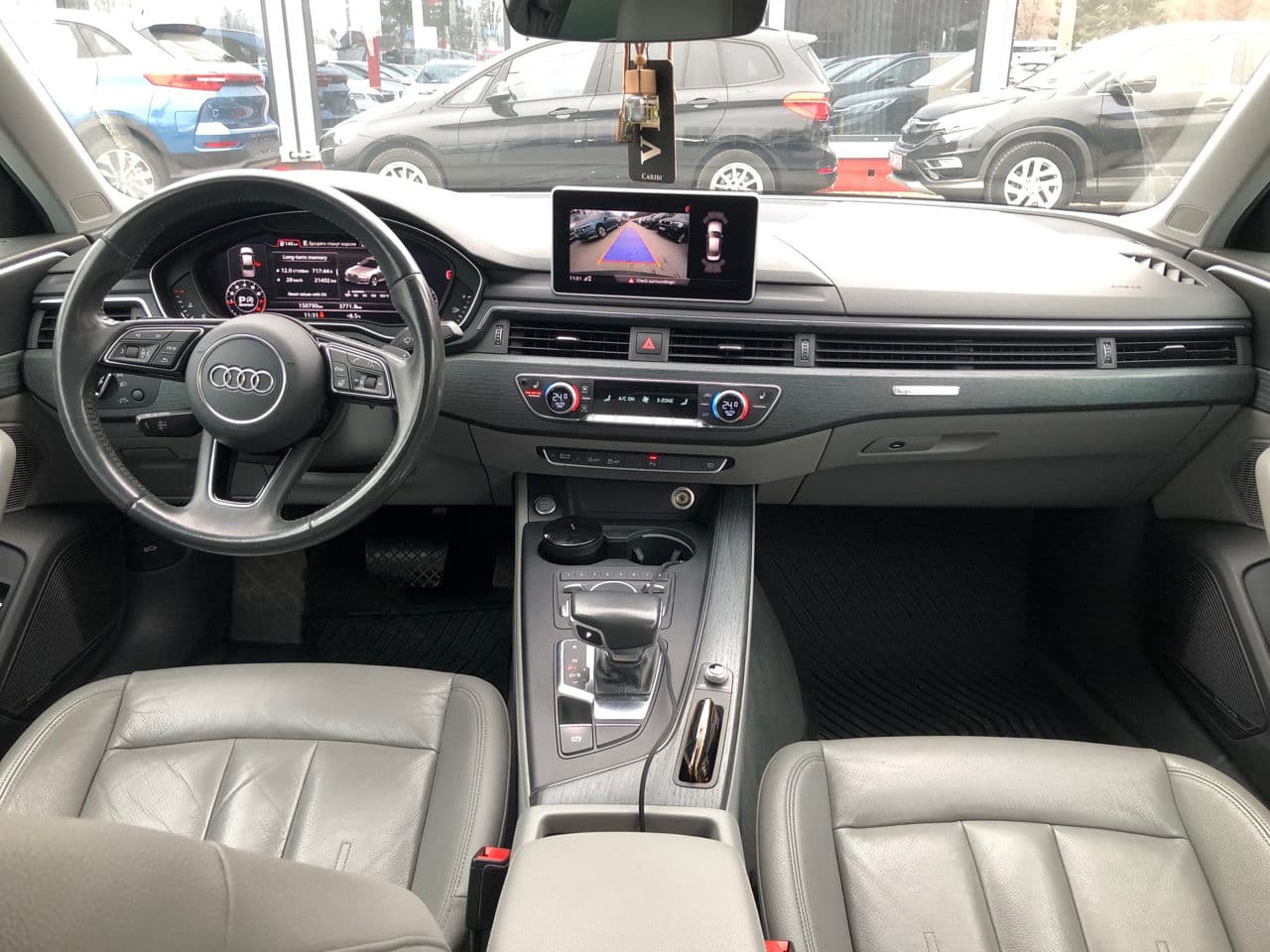 2017 Audi A4 — Miniatură 15