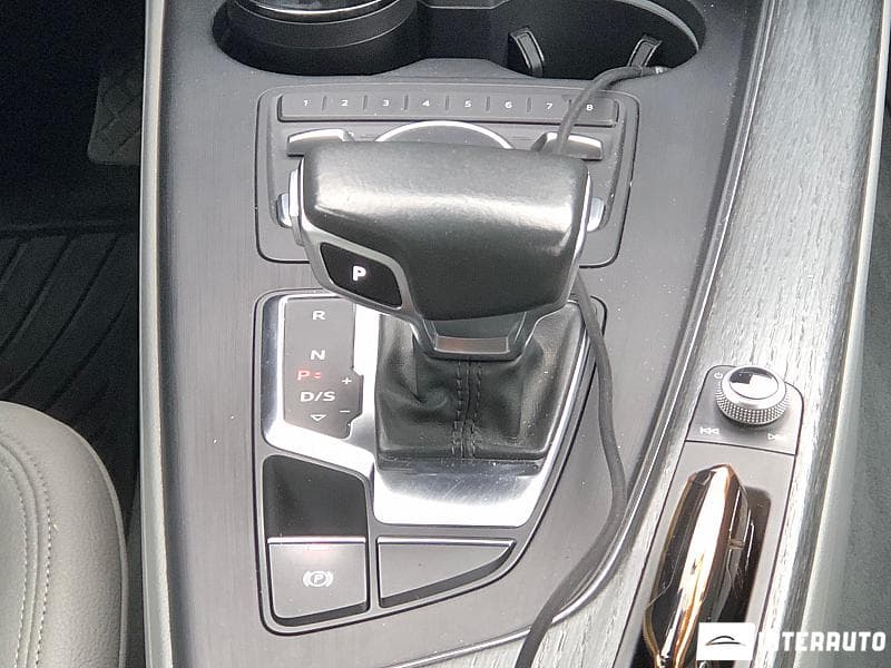 2017 Audi A4 — Miniatură 14