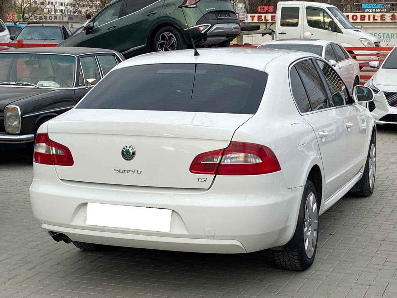 2009 Skoda Superb — Miniatură 4