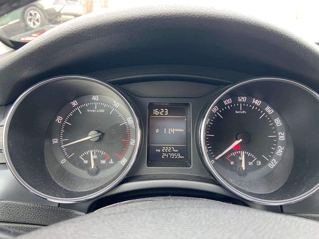 2009 Skoda Superb — Miniatură 10
