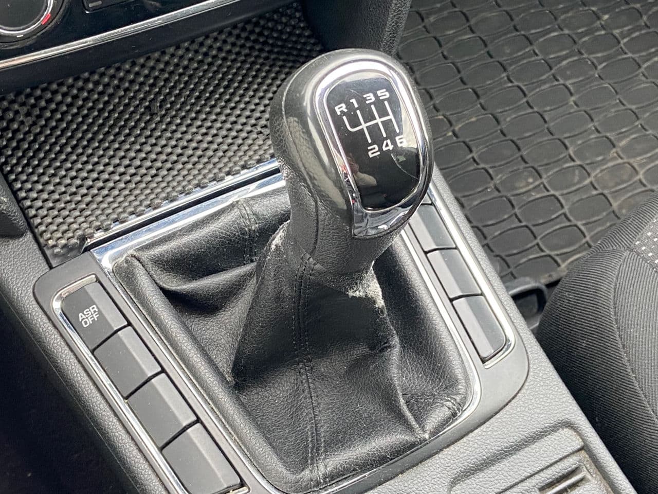 2009 Skoda Superb — Miniatură 13