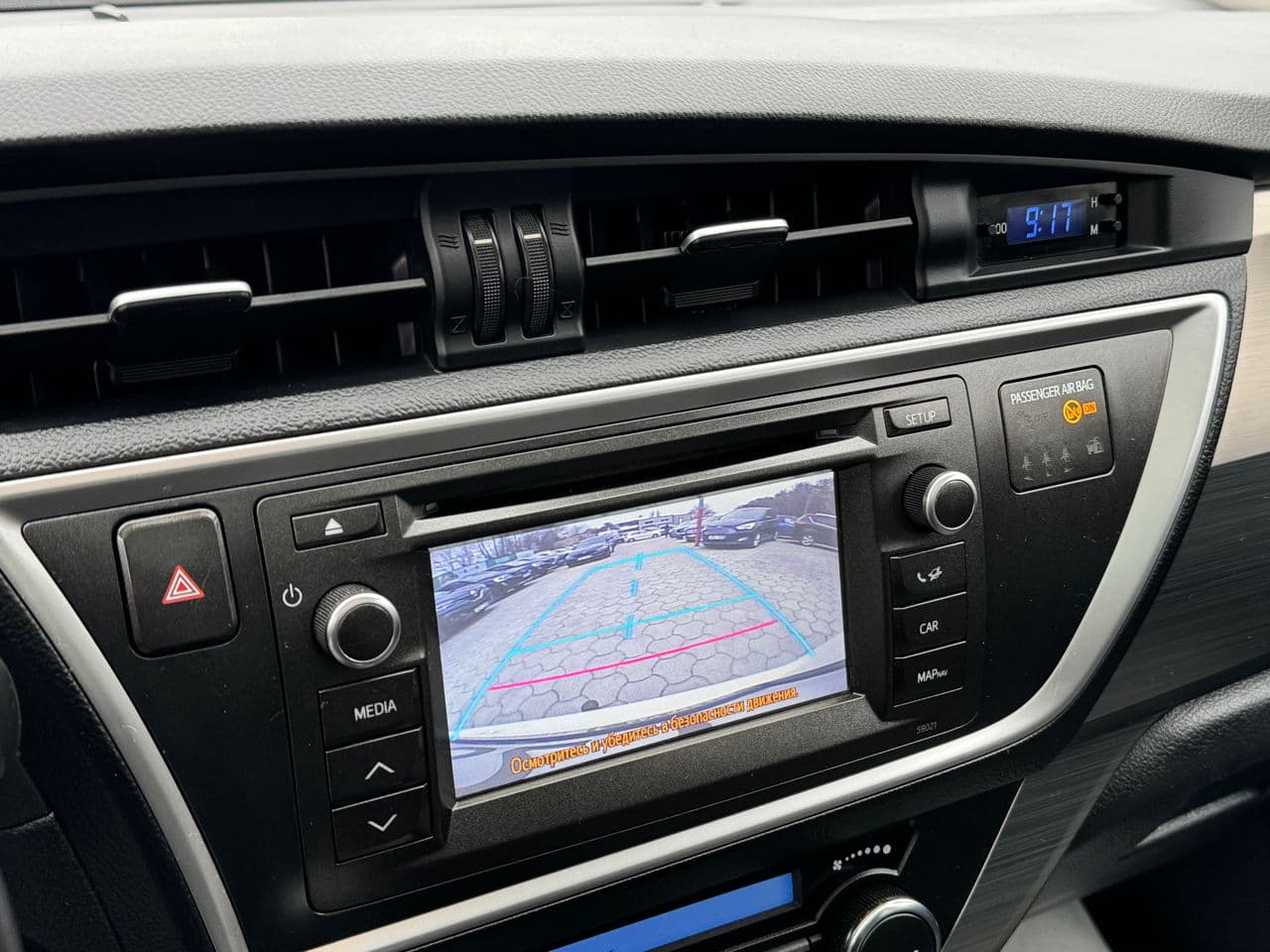 2013 Toyota Auris — Miniatură 10