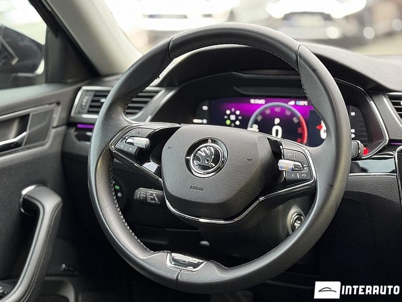 Skoda Superb 2023 — Миниатюра 11