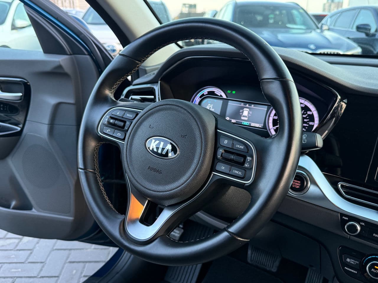2021 Kia Niro — Miniatură 7