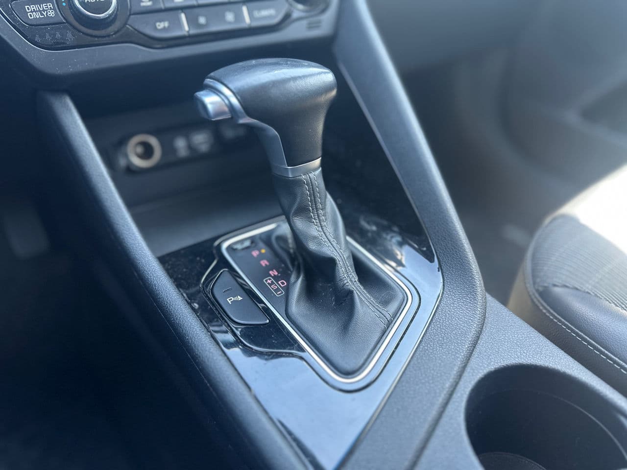 2016 Kia Niro — Miniatură 14