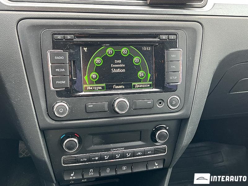 Skoda Rapid 2015 — Миниатюра 8