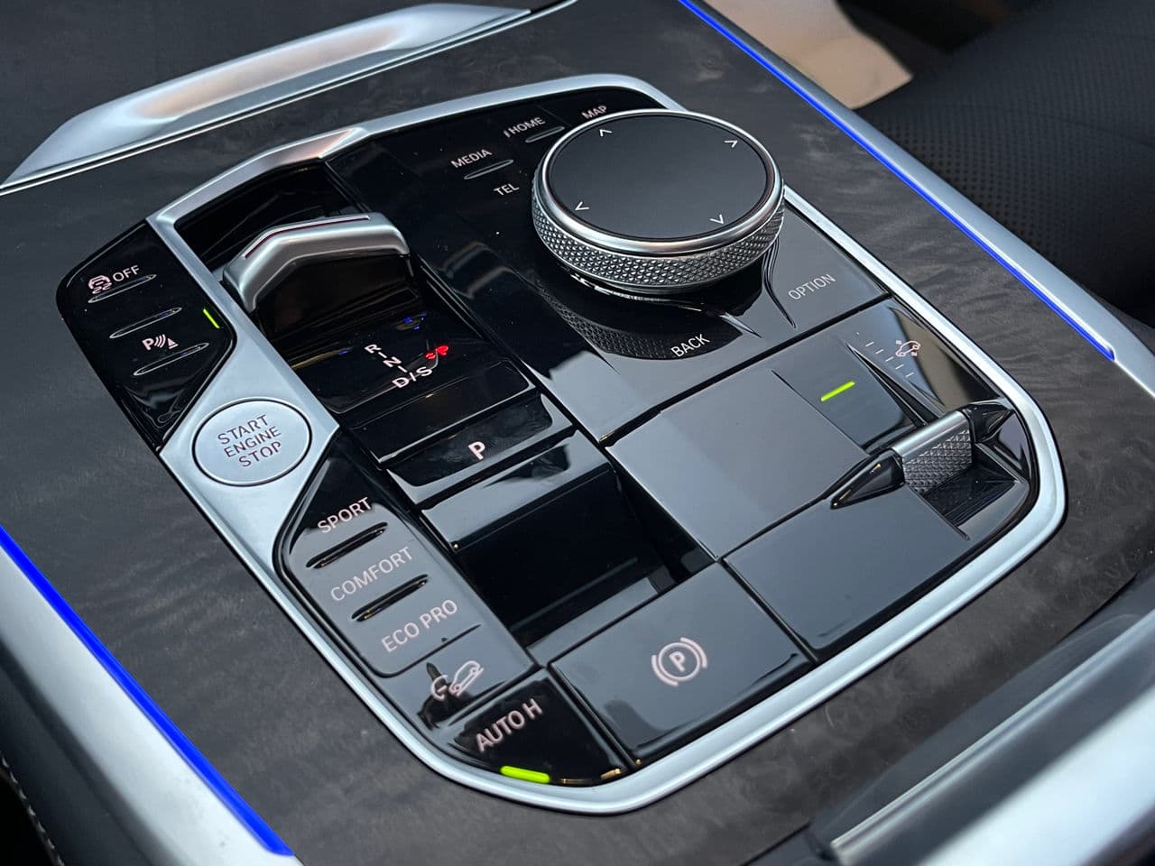2023 BMW X7 4.0i — Miniatură 18