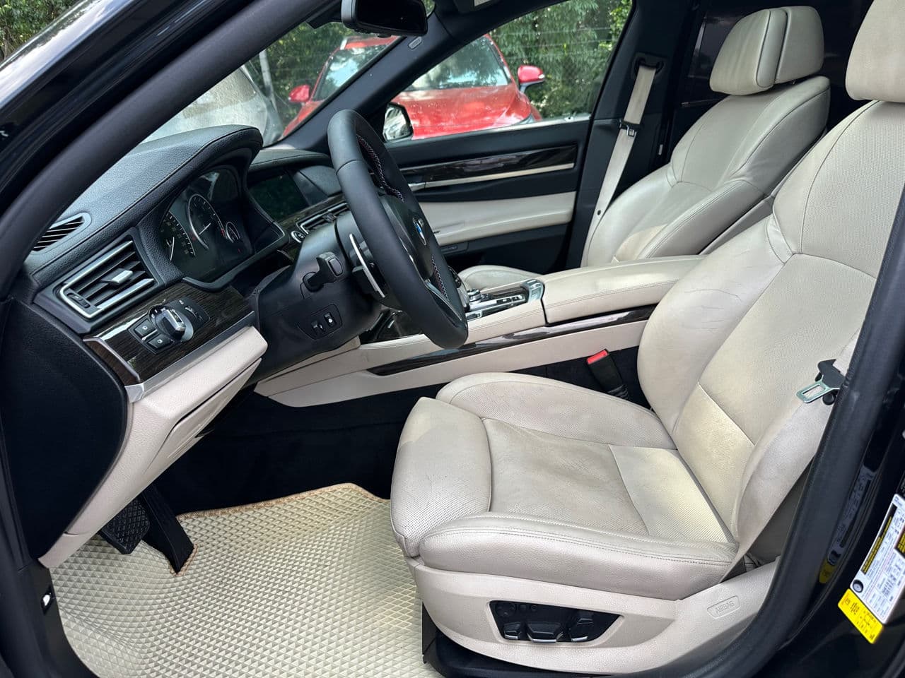 2011 BMW 740 — Miniatură 6