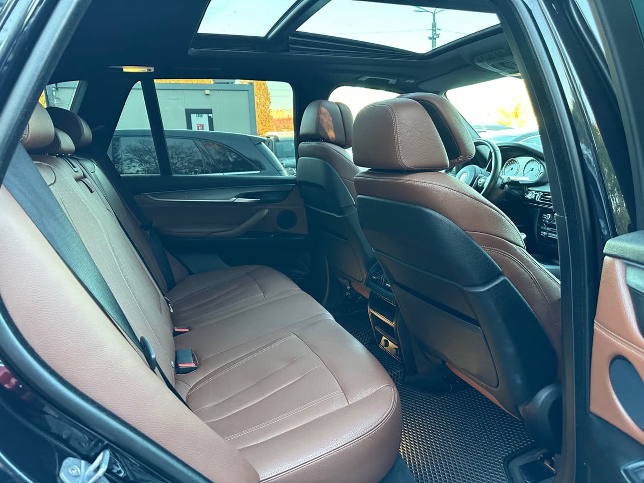 BMW X5 4.0e 2018 — Миниатюра 18