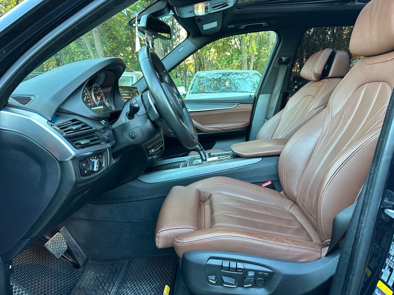 BMW X5 4.0e 2018 — Миниатюра 5