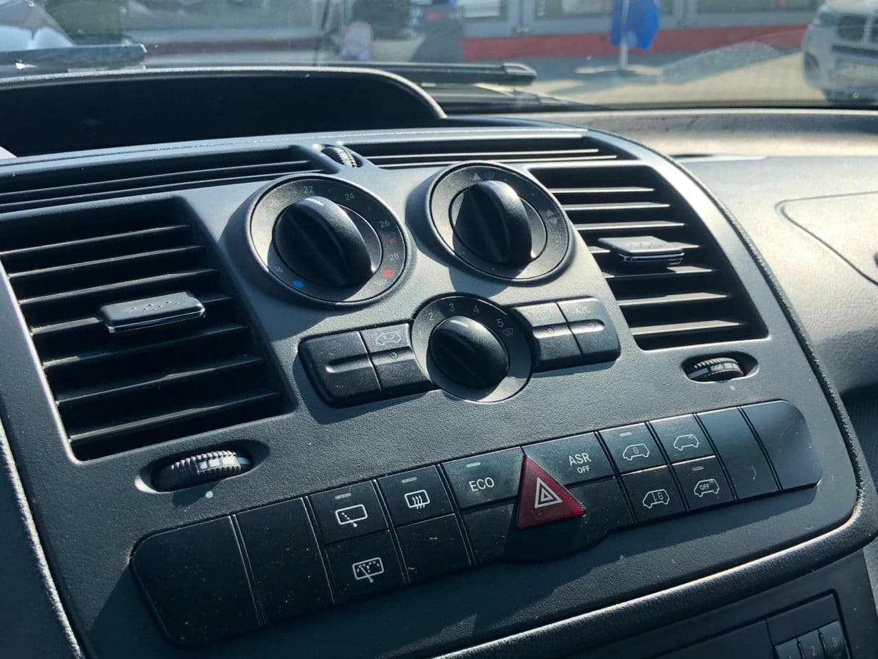 2014 Mercedes Vito — Miniatură 8
