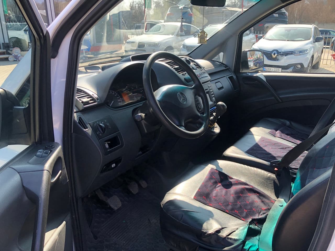 2014 Mercedes Vito — Miniatură 5
