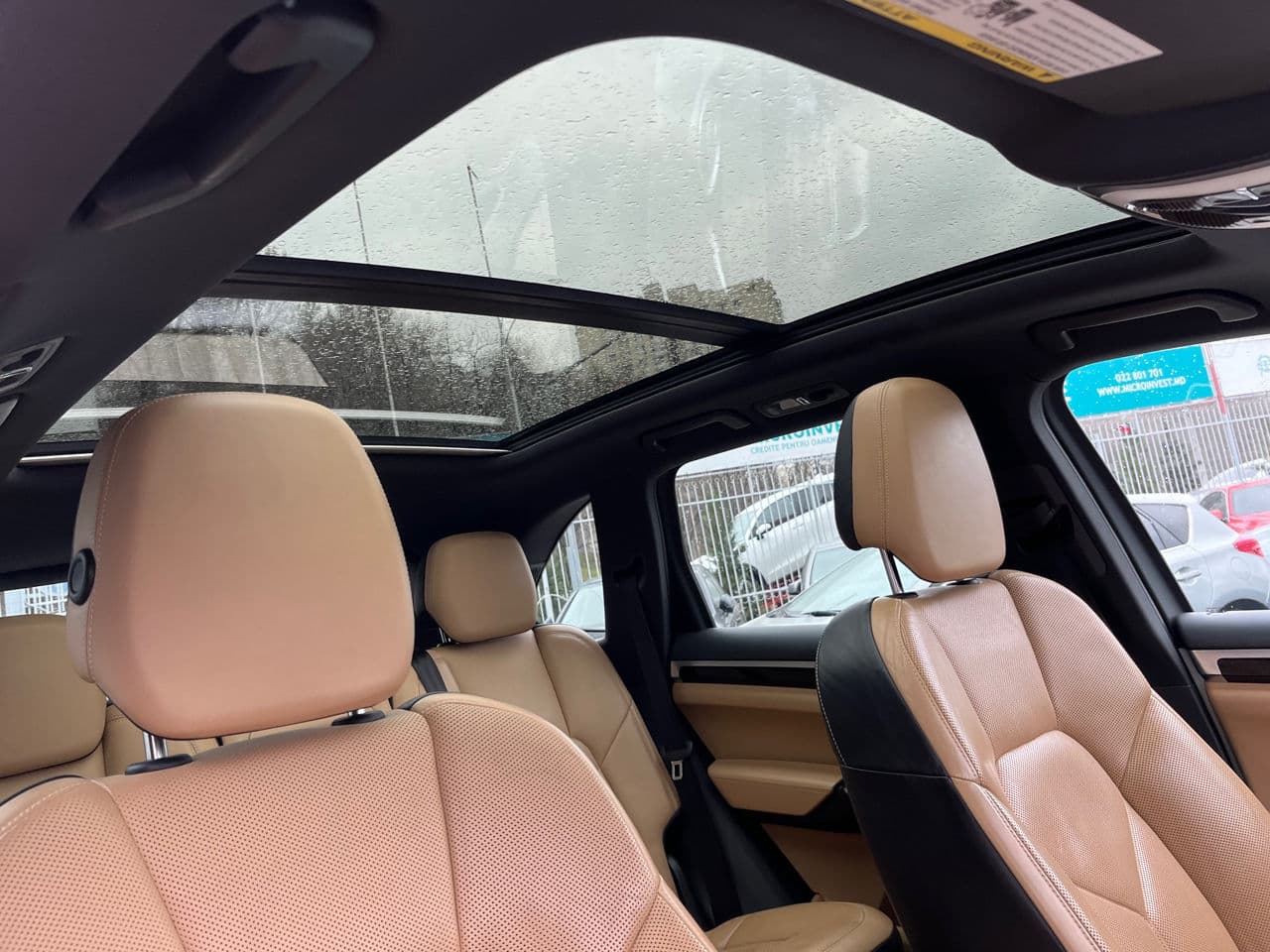 2015 Porsche Cayenne S Hybrid — Miniatură 16