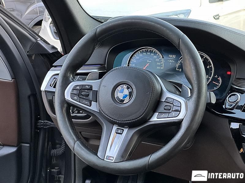 2018 BMW 520 — Miniatură 7