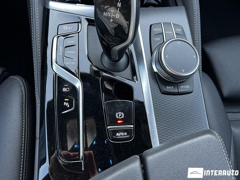 BMW 530e 2021 — Миниатюра 11