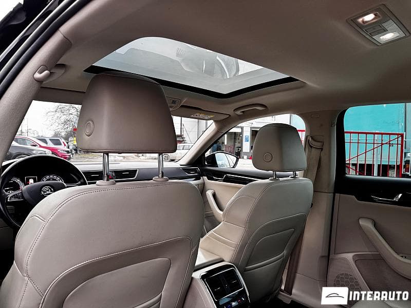 2017 Skoda Superb — Miniatură 19