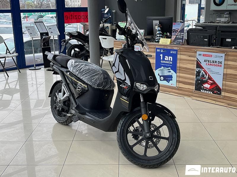 Super Soco CPX Pro