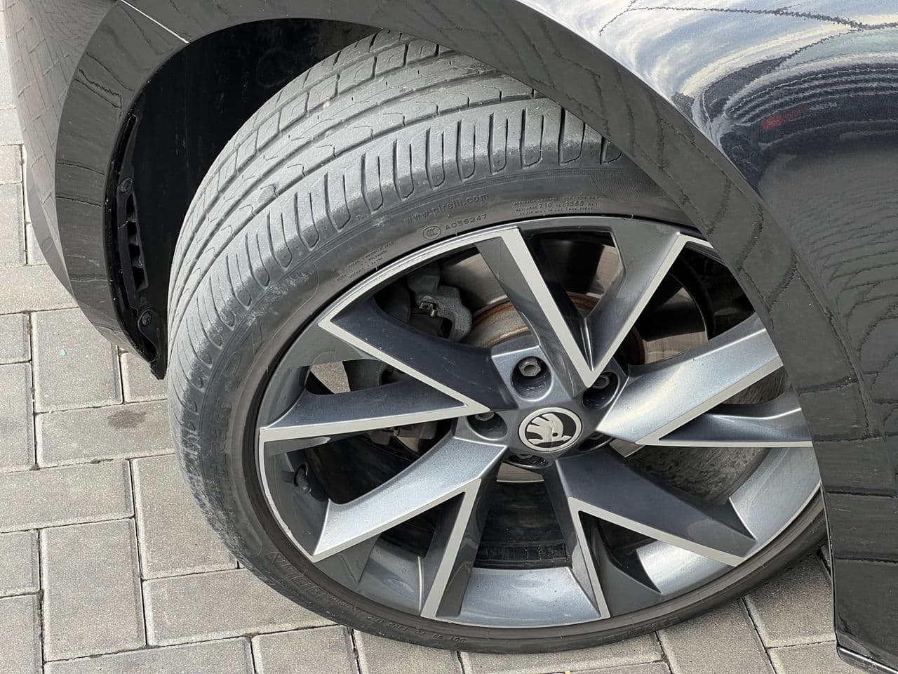 2019 Skoda Superb — Miniatură 16