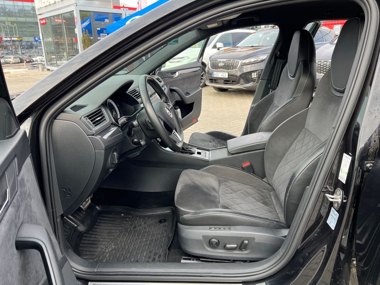 2019 Skoda Superb — Miniatură 5