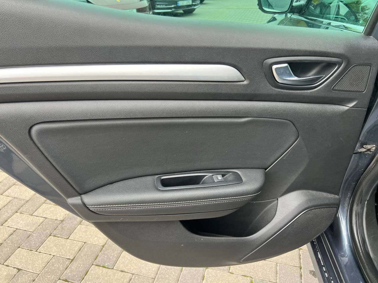 2021 Renault Megane — Miniatură 15