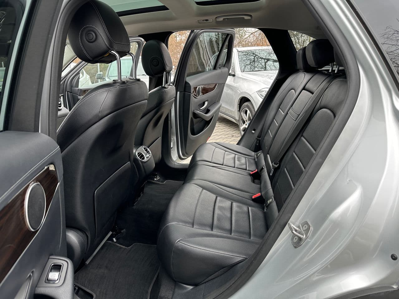 2016 Mercedes GLC 300 — Miniatură 12