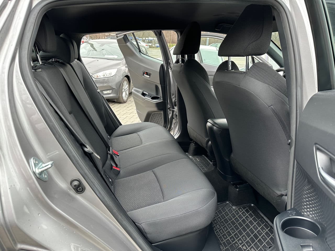 2019 Toyota C-HR — Miniatură 13
