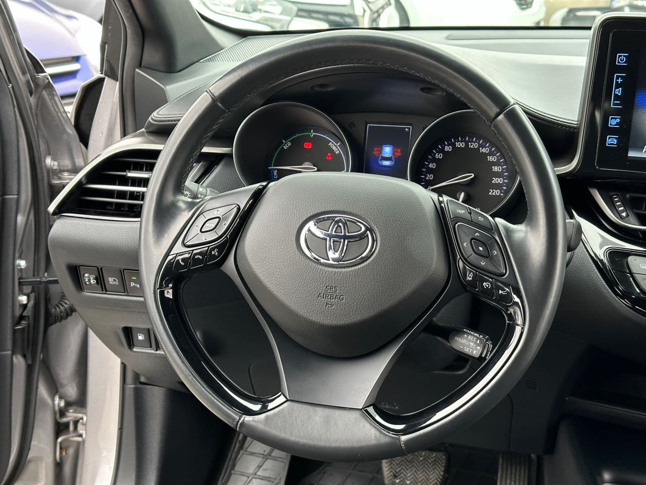 2019 Toyota C-HR — Miniatură 7