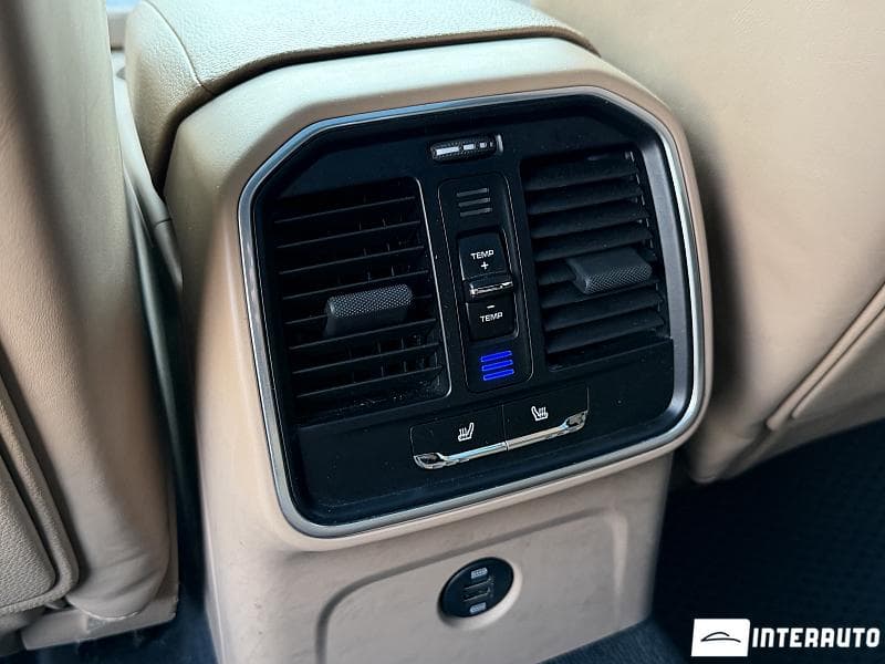2019 Porsche Macan — Miniatură 25