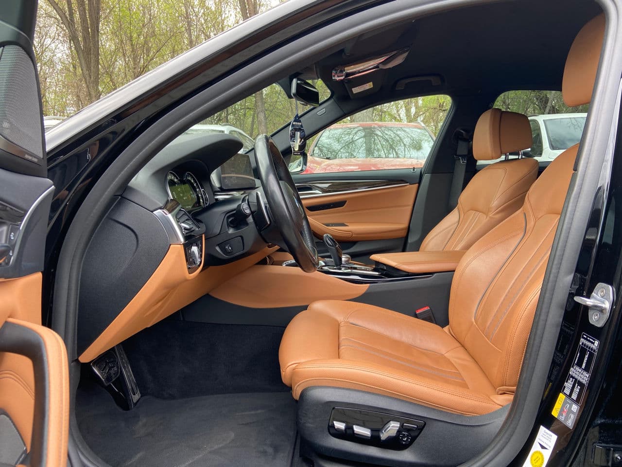 BMW 530e 2018 — Миниатюра 11