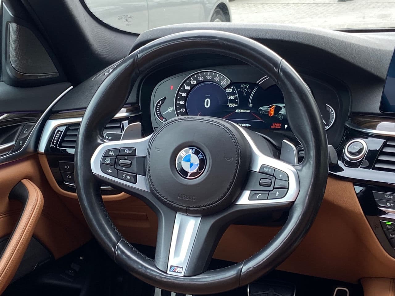 BMW 530e 2018 — Миниатюра 15