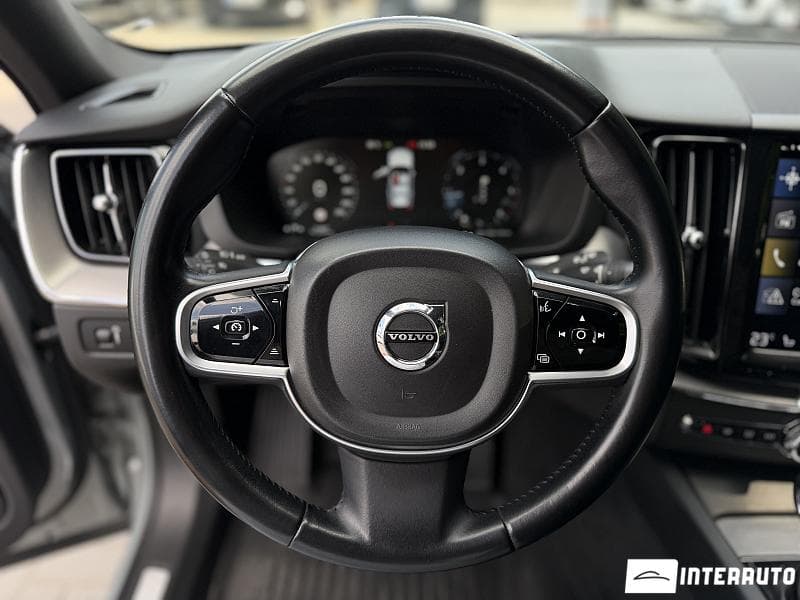 2017 Volvo XC 60 — Miniatură 9