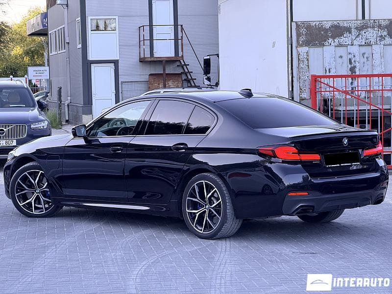 2020 BMW 530e — Miniatură 2