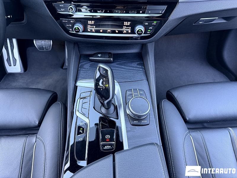 2020 BMW 530e — Miniatură 13