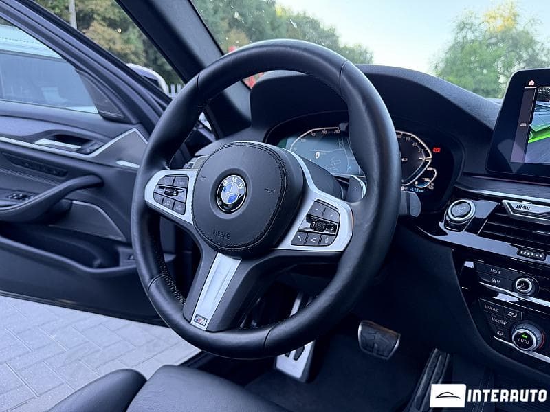 2020 BMW 530e — Miniatură 8