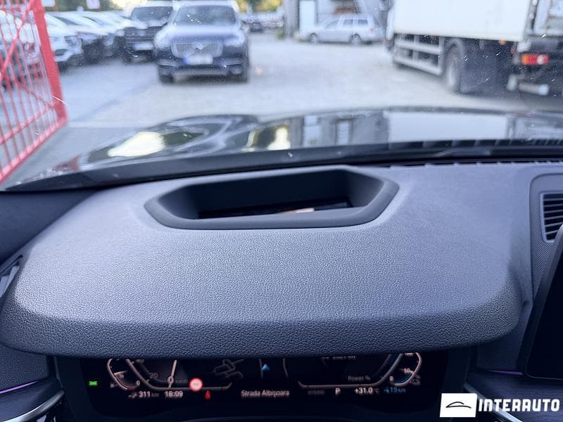 2020 BMW 530e — Miniatură 10