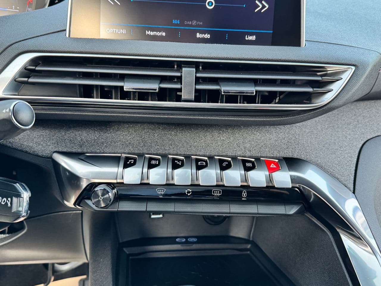 2020 Peugeot 3008 — Miniatură 11