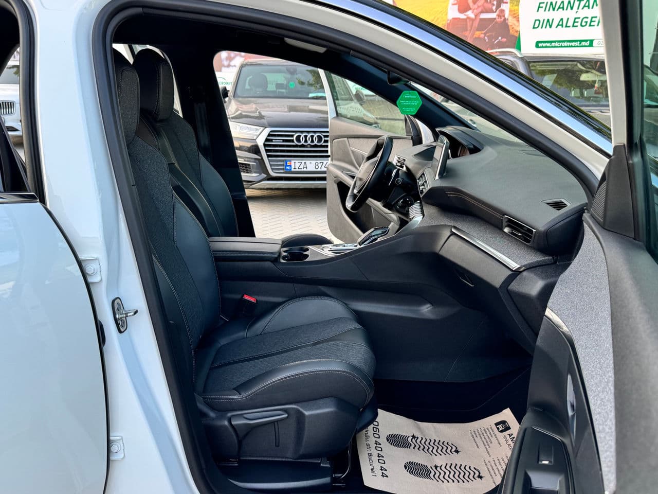 2020 Peugeot 3008 — Miniatură 16