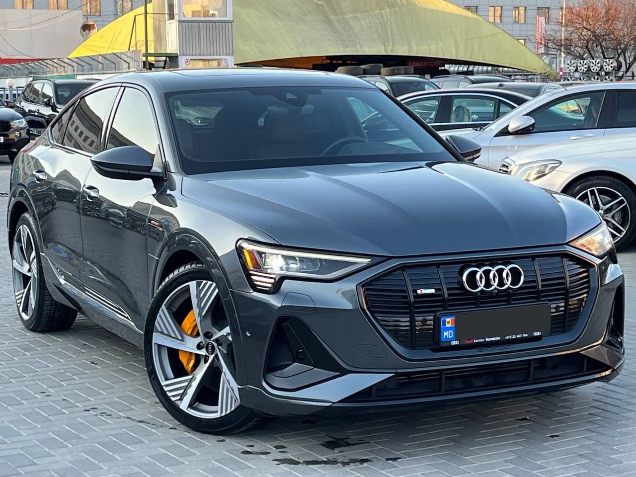 Audi E-tron Sportback 2022 — Миниатюра 3