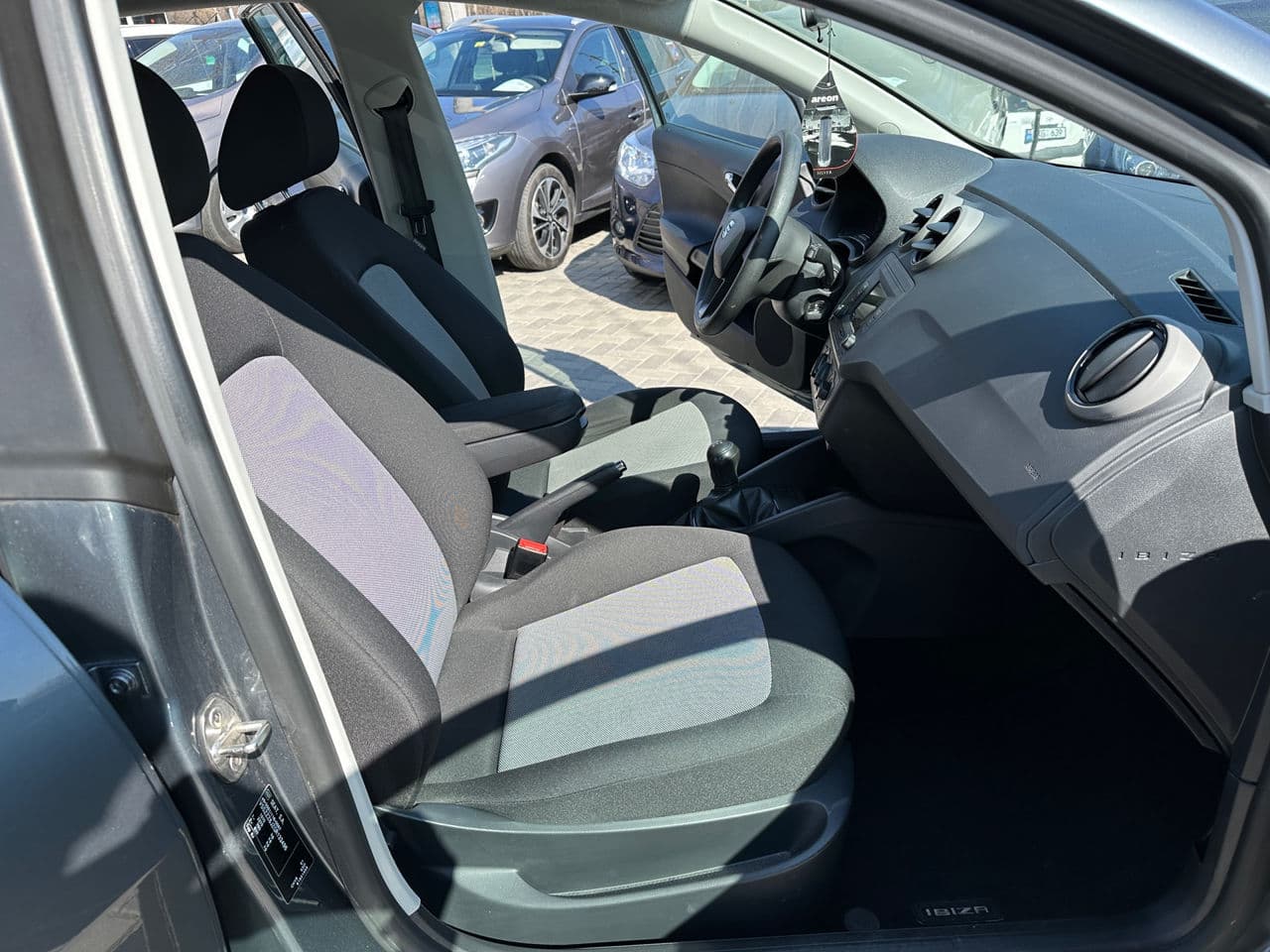 2016 Seat Ibiza — Miniatură 8