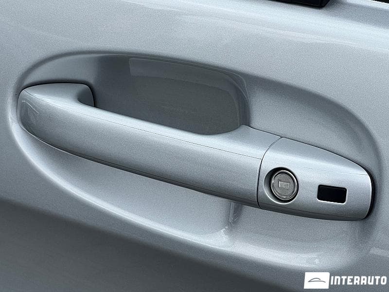 2017 Mercedes V 250 — Miniatură 24