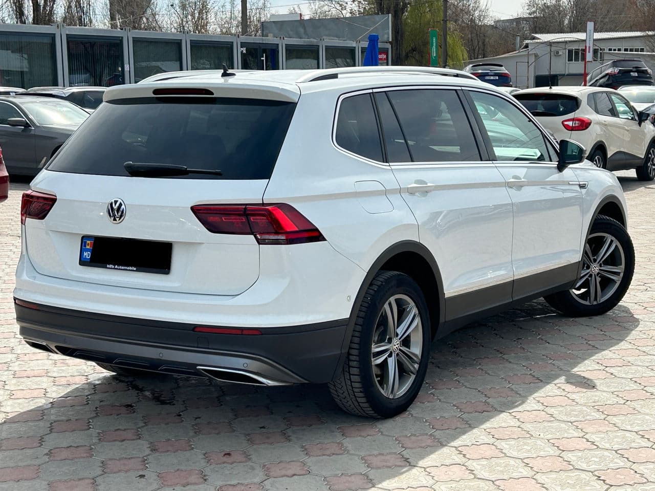 2019 Volkswagen Tiguan — Miniatură 3