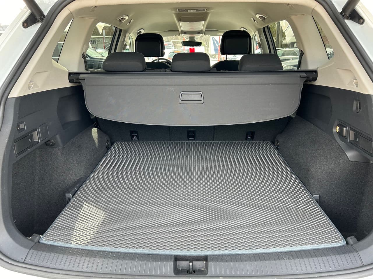 2019 Volkswagen Tiguan — Miniatură 22