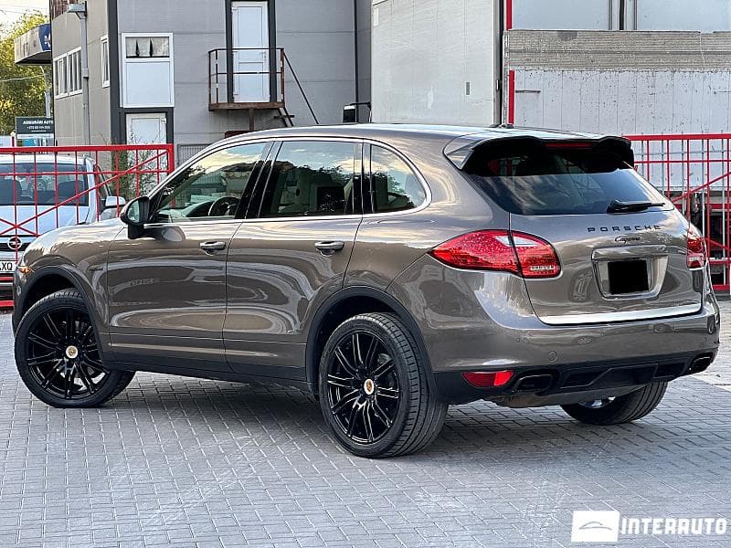 2011 Porsche Cayenne S Hybrid — Miniatură 3